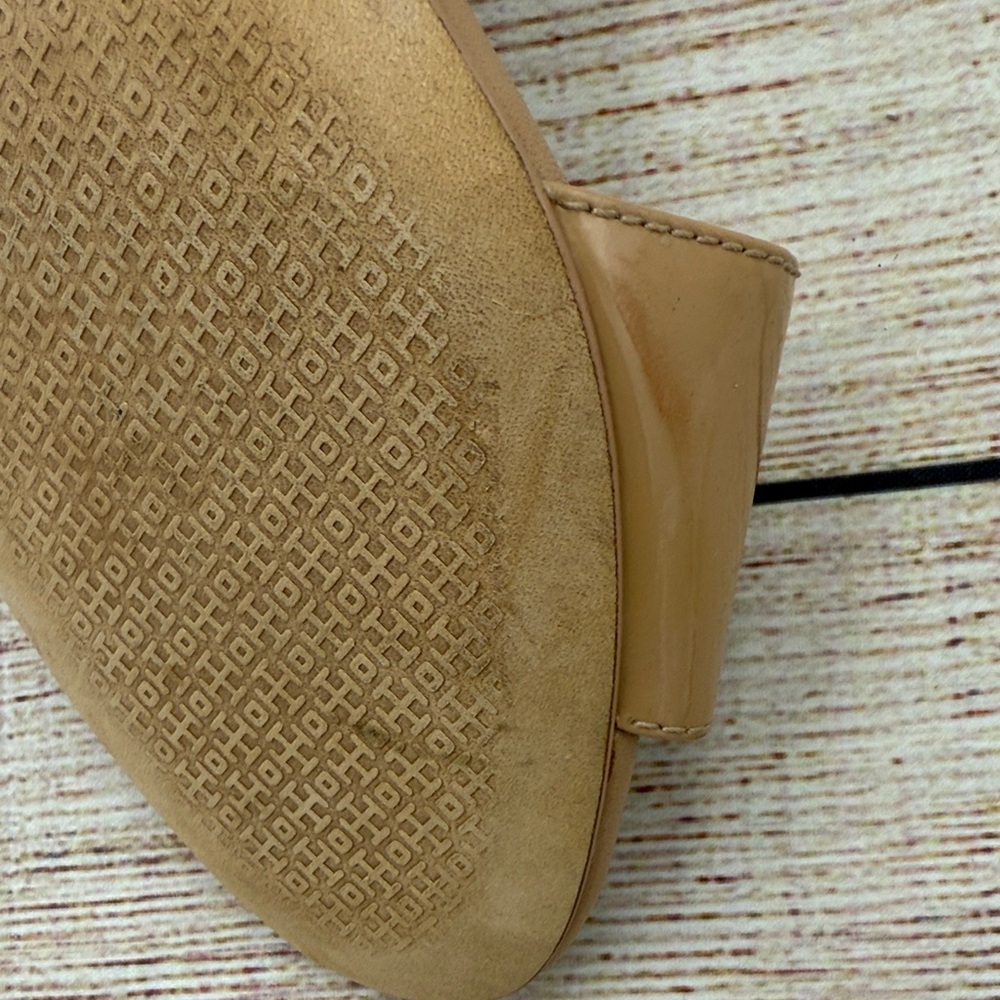 Tory Burch Tan Ankle Strap Block Heels - Picture 6 of 13
